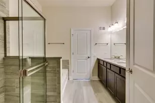 331 Camberley Ln, Lincolnshire, IL 60069 - Photo 9