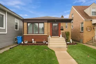 3242 N Oleander Ave, Chicago, IL 60634 - Photo 1