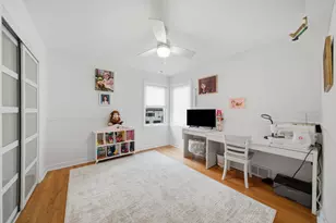 3242 N Oleander Ave, Chicago, IL 60634 - Photo 11