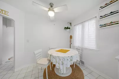 3242 N Oleander Avenue, Chicago, IL 60634 - Photo 5