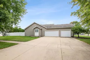 1582 Sun Ridge Dr, Bourbonnais, IL 60914 - Photo 25