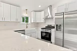 2929 Central Rd, Glenview, IL 60025 - Photo 9