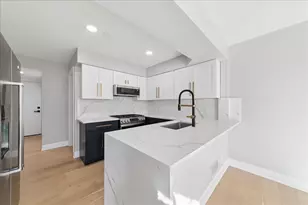 125 Alsace Ct, Bloomingdale, IL 60108 - Photo 5