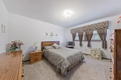 7502 W Lakeside Drive, Frankfort, IL 60423 - Photo 11