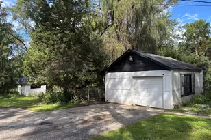25420 W Golfview Ave, Antioch, IL 60002 - Photo 7