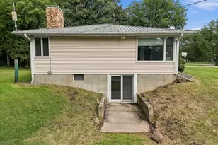 1761 Franklin Rd, Franklin Grove, IL 61031 - Photo 33