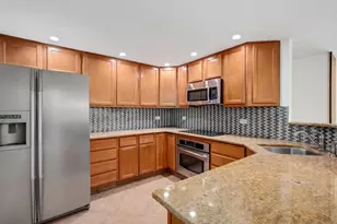 10130 S 84th Terrace, Palos Hills, IL 60465 - Photo 5