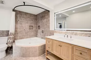 10130 S 84th Terrace, Palos Hills, IL 60465 - Photo 11