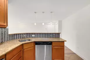 10130 S 84th Terrace, Palos Hills, IL 60465 - Photo 7