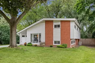 535 Edens Ln, Northfield, IL 60093 - Photo 3