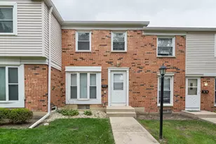 3062 Kingston Ct, Streamwood, IL 60107 - Photo 1