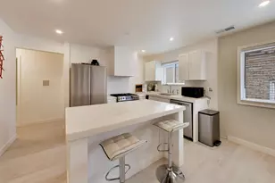 2600 W Walton St, Chicago, IL 60622 - Photo 11