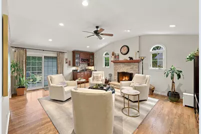 2068 N Butternut Ln Lane, Northbrook, IL 60062 - Photo 21