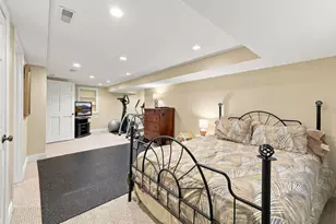2068 N Butternut Ln, Northbrook, IL 60062 - Photo 47