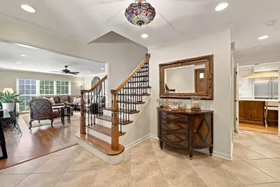 2068 N Butternut Ln Lane, Northbrook, IL 60062 - Photo 3
