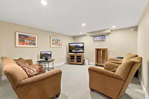 2068 N Butternut Ln, Northbrook, IL 60062 - Photo 41