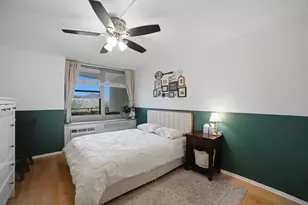 555 W Cornelia Ave, Chicago, IL 60657 - Photo 17