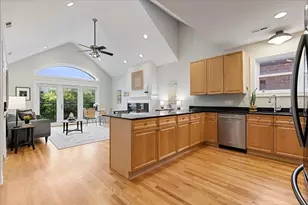3223 N Clifton Ave, Chicago, IL 60657 - Photo 9
