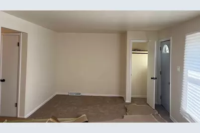 12017 S Michigan Avenue, Chicago, IL 60628 - Photo 3
