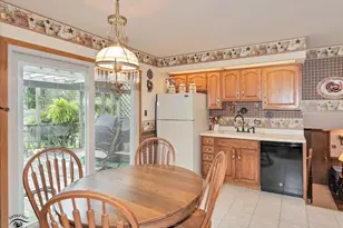 15142 Colina Ave, Oak Forest, IL 60452 - Photo 7