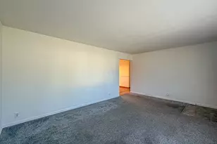 420 W Pierce Ave, Charleston, IL 61920 - Photo 7