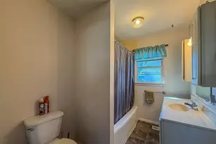 420 W Pierce Ave, Charleston, IL 61920 - Photo 25