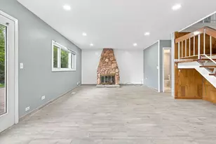 1650 Beverly Ct, Hanover Park, IL 60133 - Photo 5