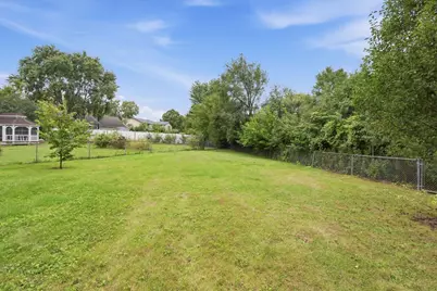 1650 Beverly Court, Hanover Park, IL 60133 - Photo 49