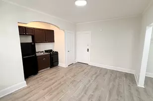 839 W Sheridan Rd, Chicago, IL 60613 - Photo 3