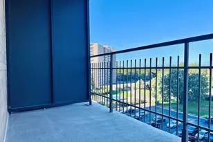 7033 N Kedzie Ave, Chicago, IL 60645 - Photo 19