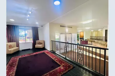 7033 N Kedzie Avenue #710, Chicago, IL 60645 - Photo 3