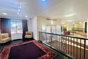 7033 N Kedzie Ave, Chicago, IL 60645 - Photo 3