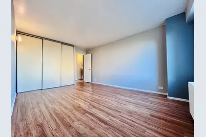 7033 N Kedzie Avenue #710, Chicago, IL 60645 - Photo 15