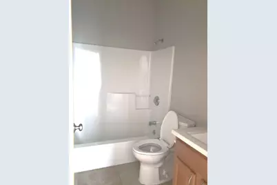1990 Larkin Avenue #14, Elgin, IL 60123 - Photo 15
