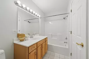 2478 N Albany Ave, Chicago, IL 60647 - Photo 7