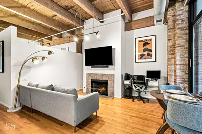 375 W Erie Street #221, Chicago, IL 60654 - Photo 9