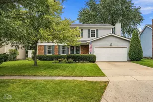 763 Concord Dr, Crystal Lake, IL 60014 - Photo 1