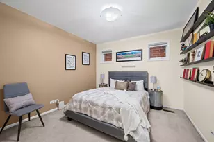 3835 N Ashland Ave, Chicago, IL 60613 - Photo 17