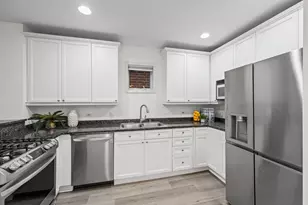 3835 N Ashland Ave, Chicago, IL 60613 - Photo 7