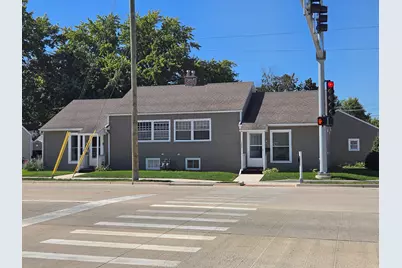 1725 Locust Street, Sterling, IL 61081 - Photo 1