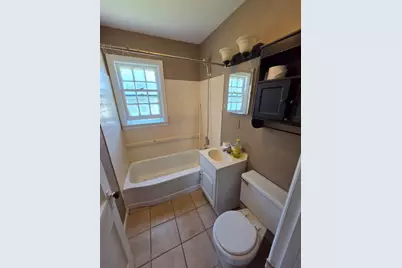 1725 Locust Street, Sterling, IL 61081 - Photo 7