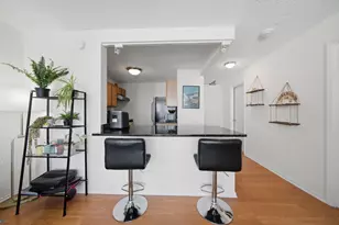 30 E Huron St, Chicago, IL 60611 - Photo 11