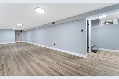9625 S Lowe Avenue, Chicago, IL 60628 - Photo 11