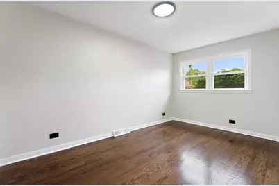 9625 S Lowe Avenue, Chicago, IL 60628 - Photo 13