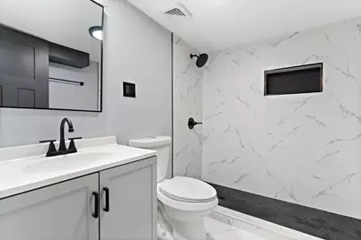 9625 S Lowe Avenue, Chicago, IL 60628 - Photo 9