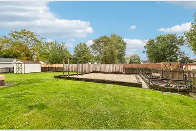 1677 Carol Anne Drive, Morris, IL 60450 - Photo 35