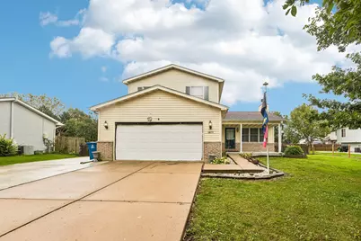 1677 Carol Anne Drive, Morris, IL 60450 - Photo 1