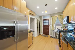 6211 N Mozart St, Chicago, IL 60659 - Photo 13