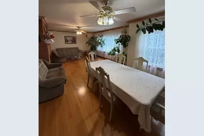 9322 S 49th Avenue, Oak Lawn, IL 60453 - Photo 3