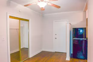 5210 S Woodlawn Ave, Chicago, IL 60615 - Photo 5